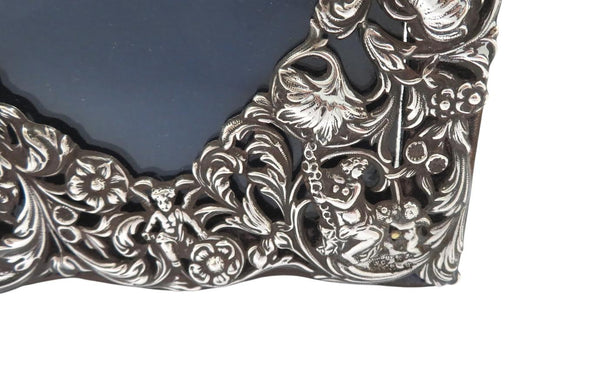 Antique Victorian Sterling Silver 'Heart' Photo Frame 1899