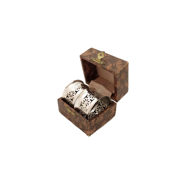 Pair of Antique Edwardian Sterling Silver Napkin Rings in Case 1907