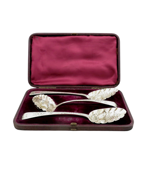 Set of 3 Antique Georgian Sterling Silver Berry Spoons & Sifter in Case 1816